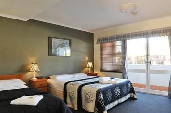 The Bayview Hotel - YWait Travel 46