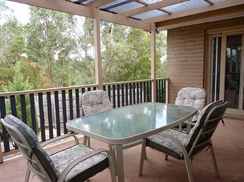 Australian Home Away @ Doncaster Grange Park - WA Accommodation 19
