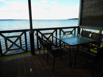 Two Shores Holiday Village - YWait Travel 8