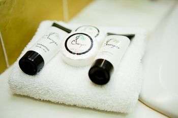 High Flyer Hotel - Accommodation Find 22
