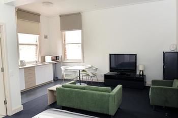 Yarra House Campus Summer Stays - Accommodation Australia 1