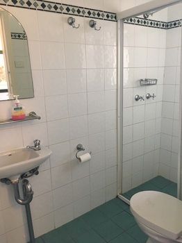 Boronia Lodge Burwood - Accommodation Find 15