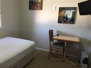 Boronia Lodge Burwood - Accommodation Find 30