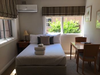 Boronia Lodge Burwood - Accommodation Find 37