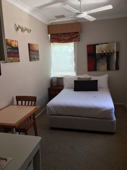 Boronia Lodge Burwood - Accommodation Find 38