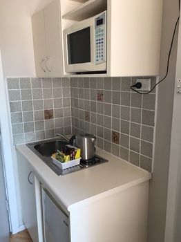Boronia Lodge Burwood - Accommodation Find 44