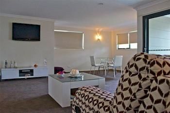 Breeze Bed And Breakfast - YWait Travel 16