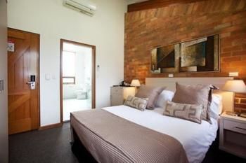 Hunter Valley Hotel Academy - Casino Accommodation 8