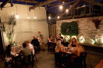 Burwood Inn Merewether - Casino Accommodation 7