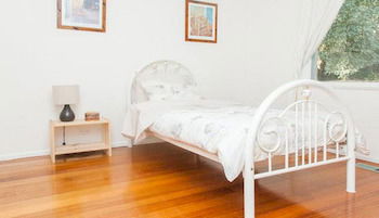 Eltham Retreat - Accommodation Broken Hill 0