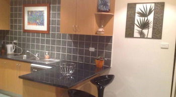 Eltham Retreat - Accommodation Broken Hill 2