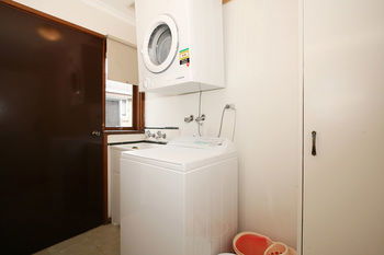 40 Thames Holiday Unit - thumb 11