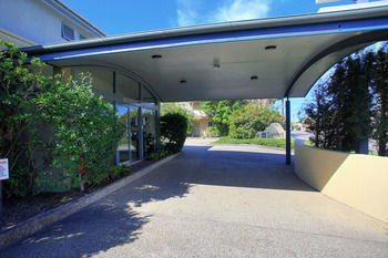 Travellers Motor Village - WA Accommodation 5