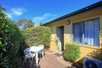 Travellers Motor Village - WA Accommodation 24