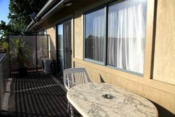 Travellers Motor Village - WA Accommodation 61