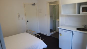 Cityview Studio Accommodation - Accommodation Australia 2