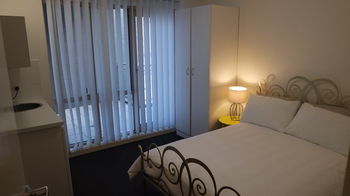 Cityview Studio Accommodation - Accommodation Australia 3