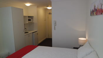 Cityview Studio Accommodation - Accommodation Australia 18
