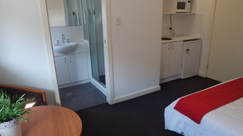 Cityview Studio Accommodation - Accommodation Australia 20