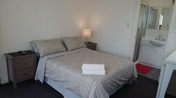 Cityview Studio Accommodation - Accommodation Australia 27
