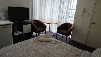 Cityview Studio Accommodation - Accommodation Australia 28