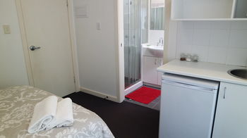 Cityview Studio Accommodation - Accommodation Australia 29