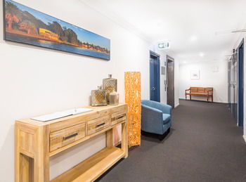 The Brighton Apartments - Townsville Tourism 0