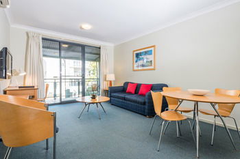 The Brighton Apartments - Townsville Tourism 12