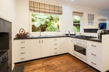 A Cottage In The Forest - Accommodation Australia 0