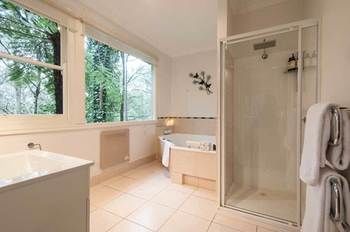 A Cottage In The Forest - Accommodation Australia 4