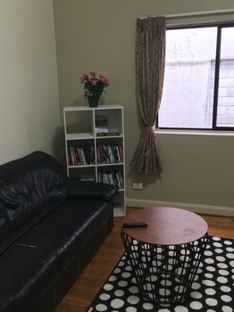 Coogee Beachside Budget Accommodation - Hostel - Townsville Tourism 12