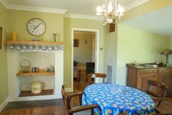 Leura Lady - YWait Travel 6