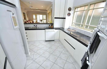 Kingsford 12 Shaw Furnished Apartment - Accommodation Find 4
