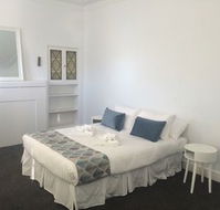 Newcastle Accommodation Tighes Hill - Casino Accommodation