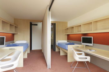 RMIT Village - thumb 4