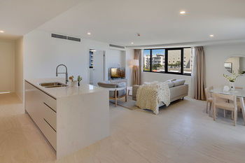 Breeze Mooloolaba - YWait Travel 7