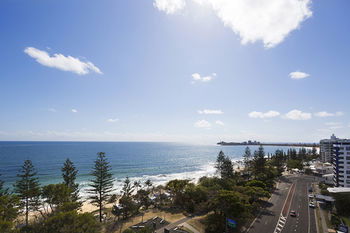 Breeze Mooloolaba - YWait Travel 10
