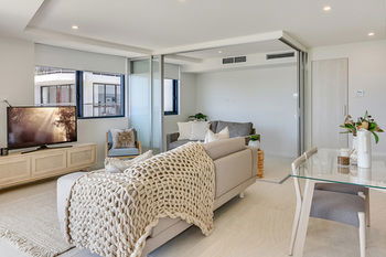 Breeze Mooloolaba - YWait Travel 15