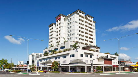 BEST WESTERN PLUS Cairns Central Apartments - Accommodation Airlie Beach 3