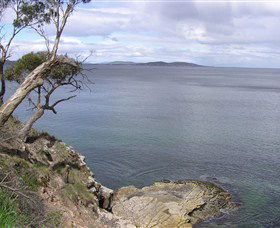 Hidden Bay Holiday Home - Accommodation Australia 0