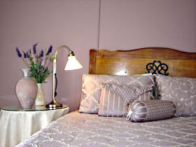 Abbey's 'The Green House' - YWait Travel 0