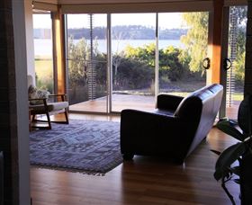 Beach And Boat Accommodation - Townsville Tourism 2