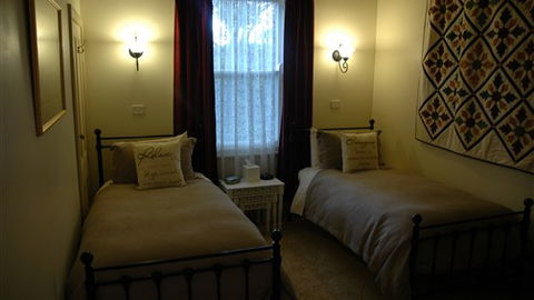 Heytesbury House B&B - WA Accommodation 3
