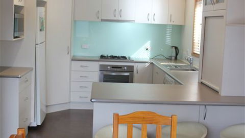 Cooroona Lodge - Accommodation Broken Hill 2