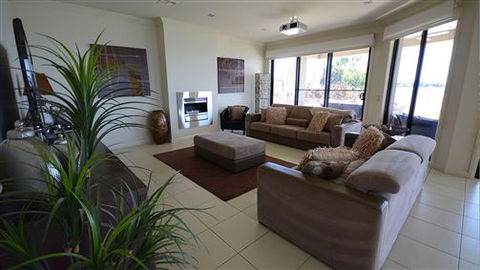 Castevilla - Holiday Sydney 3