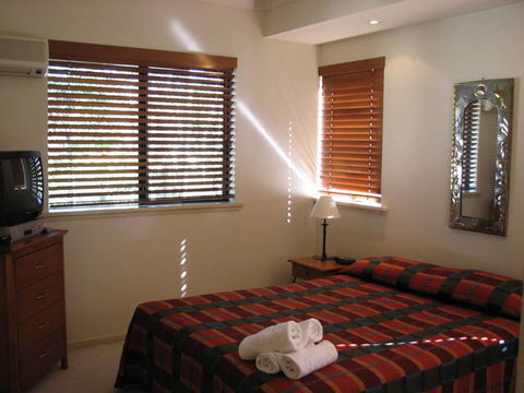 Bermuda Villas - WA Accommodation 0