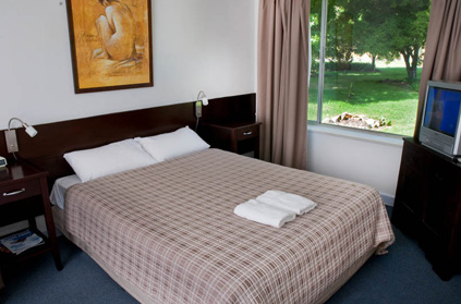 Buffalo Motel And Country Retreat - YWait Travel 2