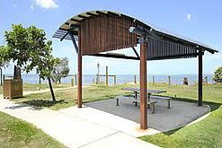 Beachmere Caravan Park - YWait Travel 2