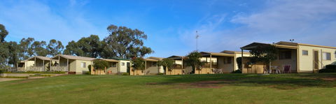 Euston Club Cabin Resort - Accommodation Find 0