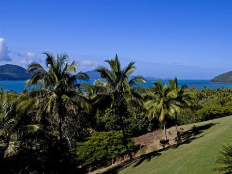 Hamilton Island Private Apartment - Poinciana - YWait Travel 4